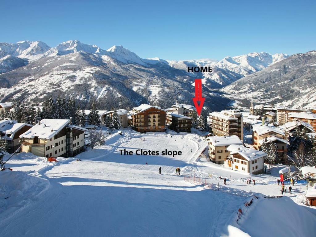 The Closest Location To The City Center And Chairlift Oulx Buitenkant foto